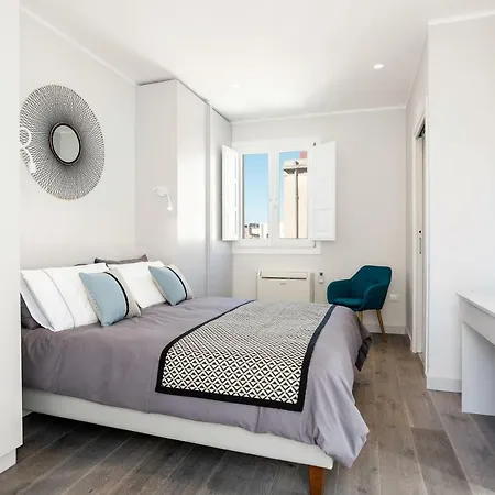 Eulalia32 Πανσιόν